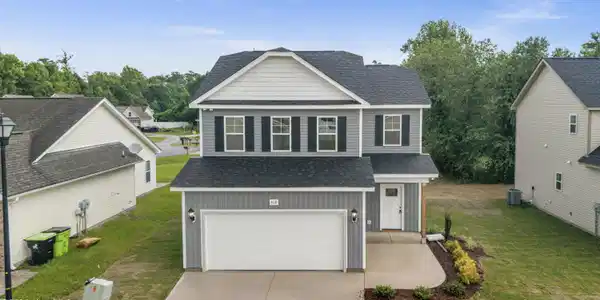 318 Hawks Bluff Drive