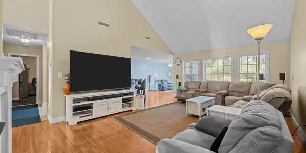 Image 2: 1207 Pelican Drive, New Bern, NC 28560