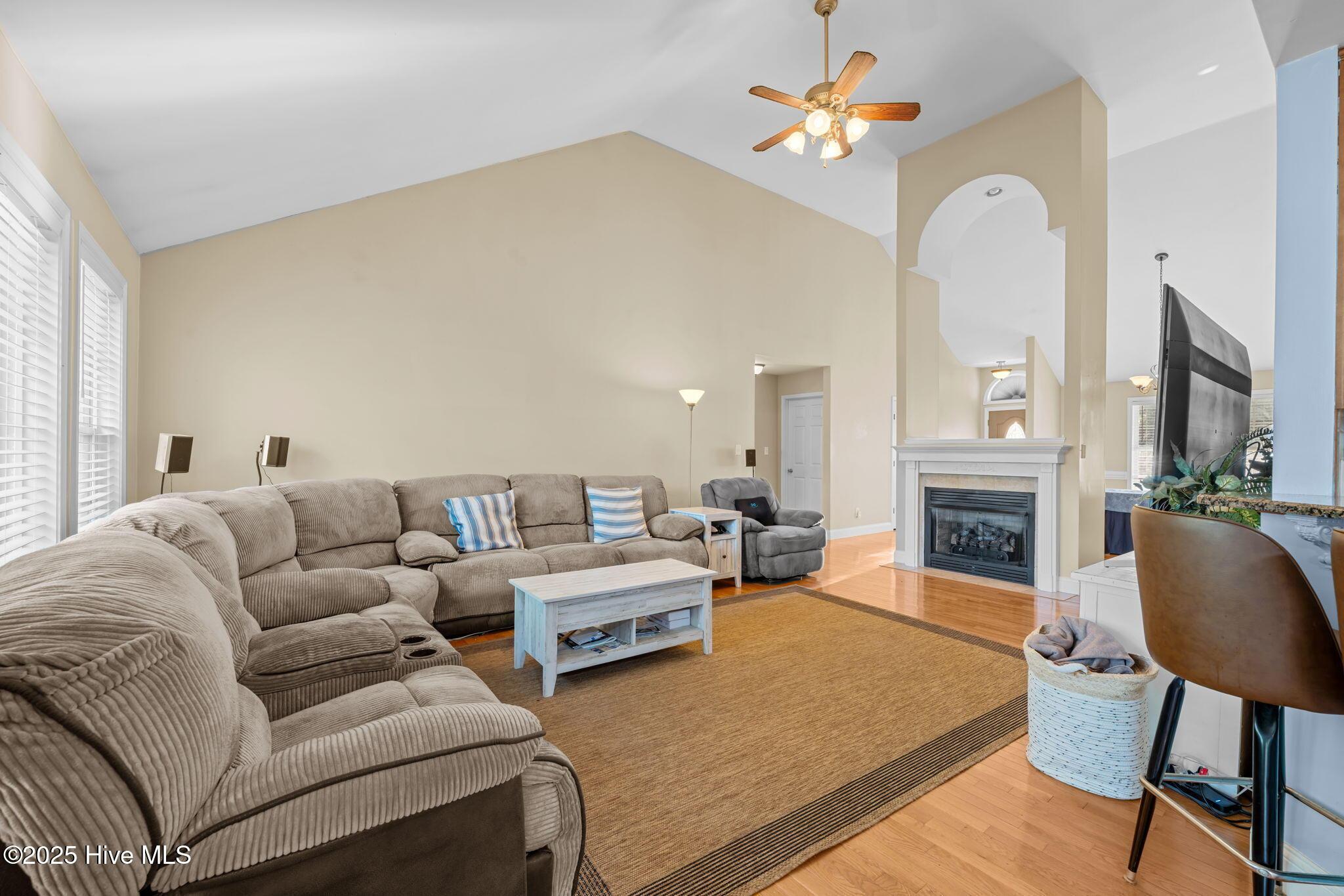Image 3: 1207 Pelican Drive, New Bern, NC 28560