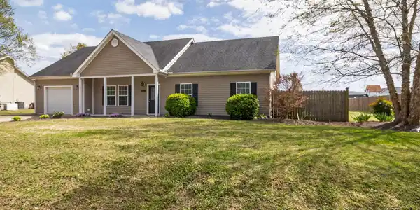 231 Laurel Woods Way
