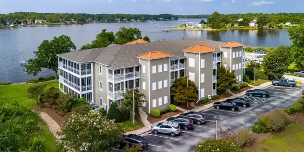 300 Midyette Street Unit A15