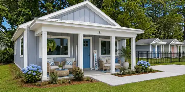 171 Long Pond Loop