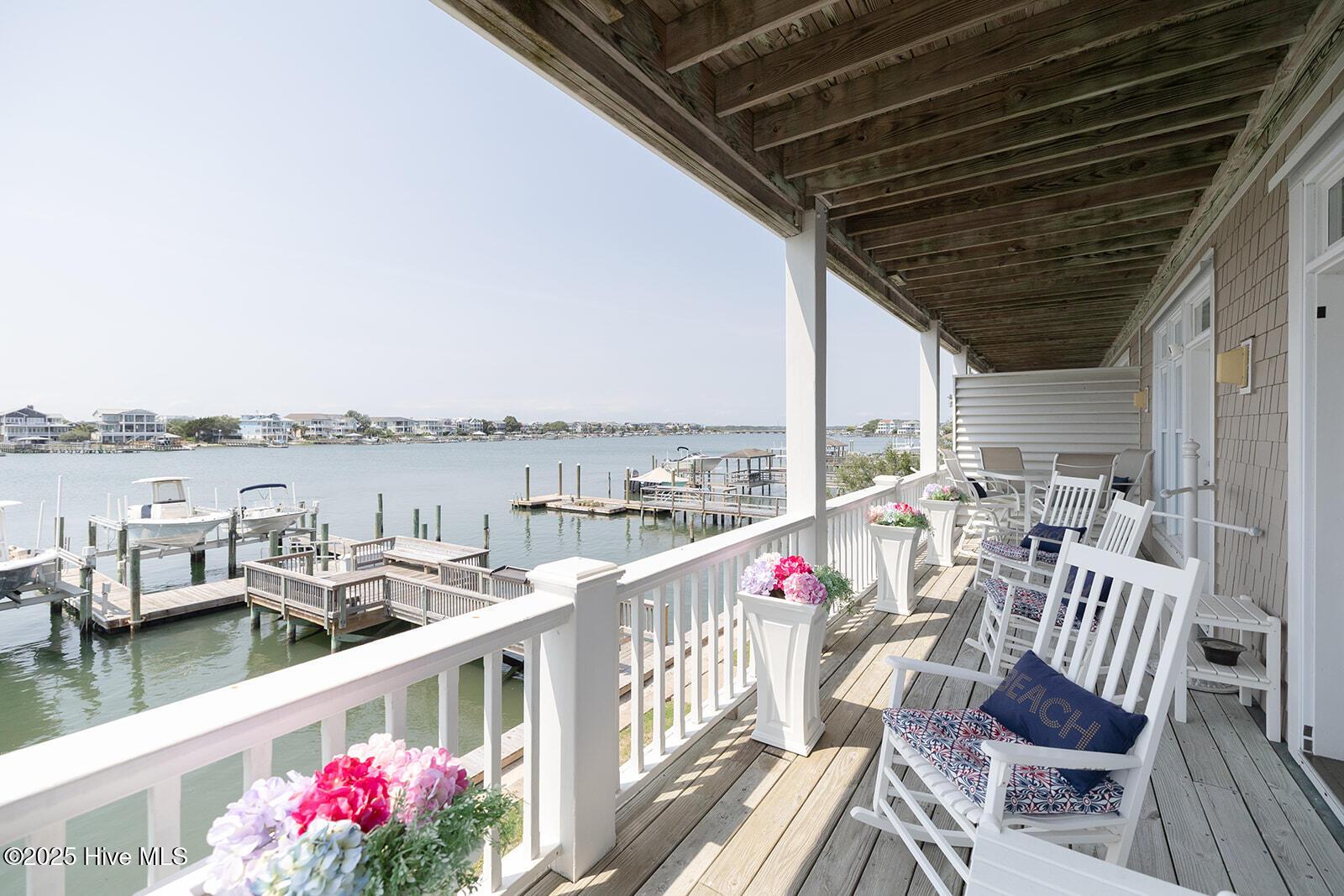 Image 4: 10 columbia st-updated-3