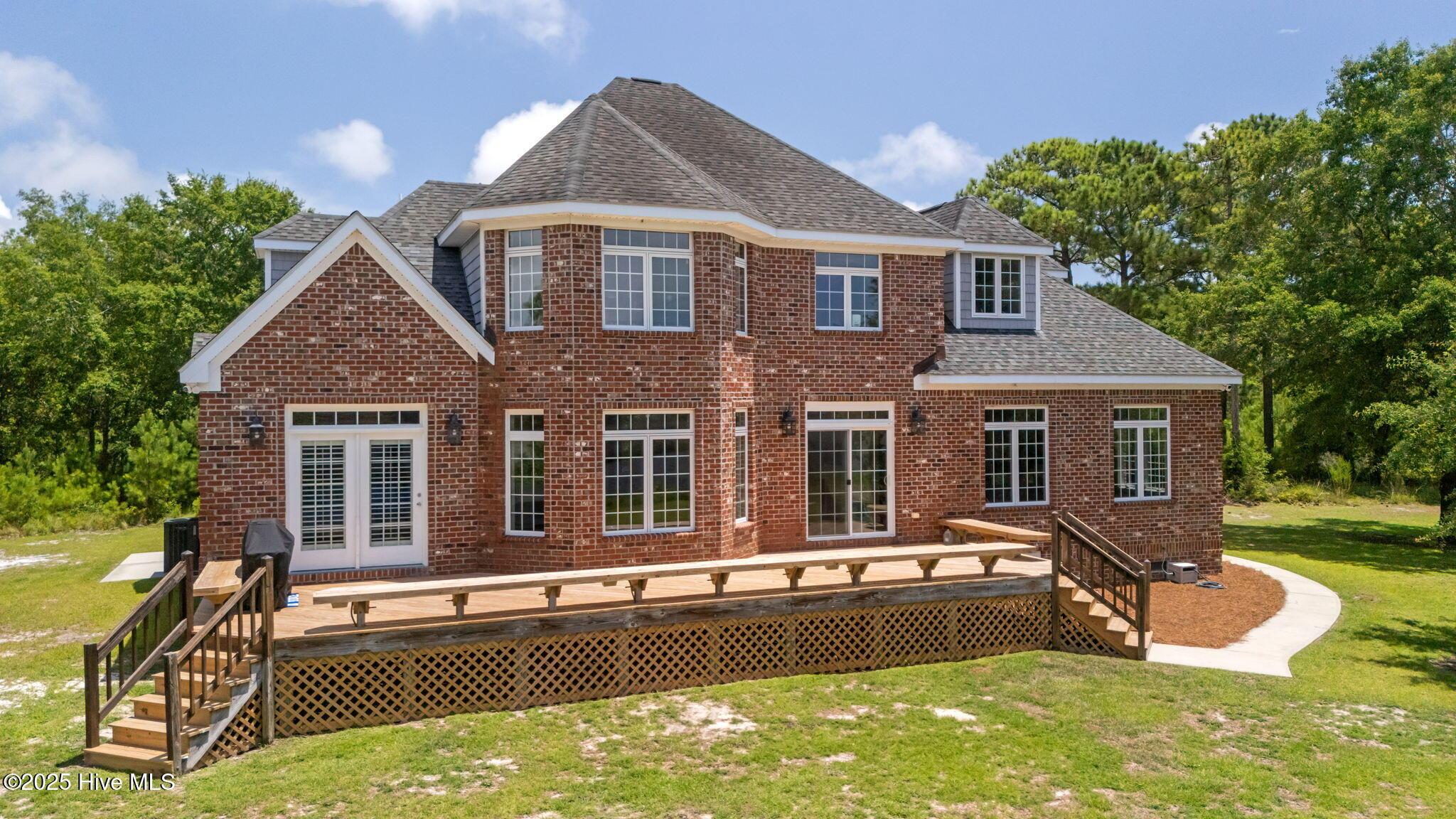 Image 4: 66-web-or-mls-DJI_20250709130658_0952_D