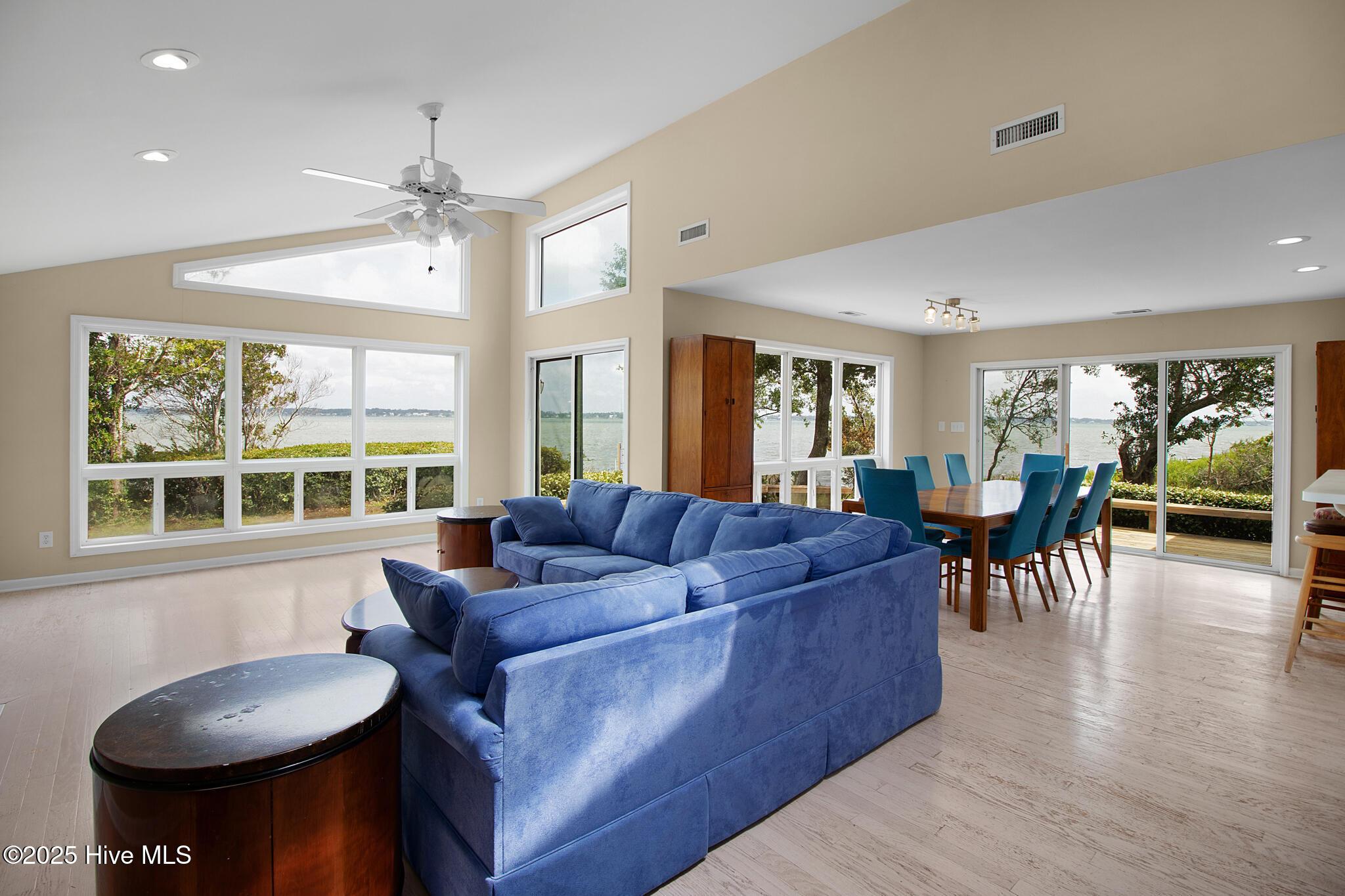 Image 4: Open living room with skylight