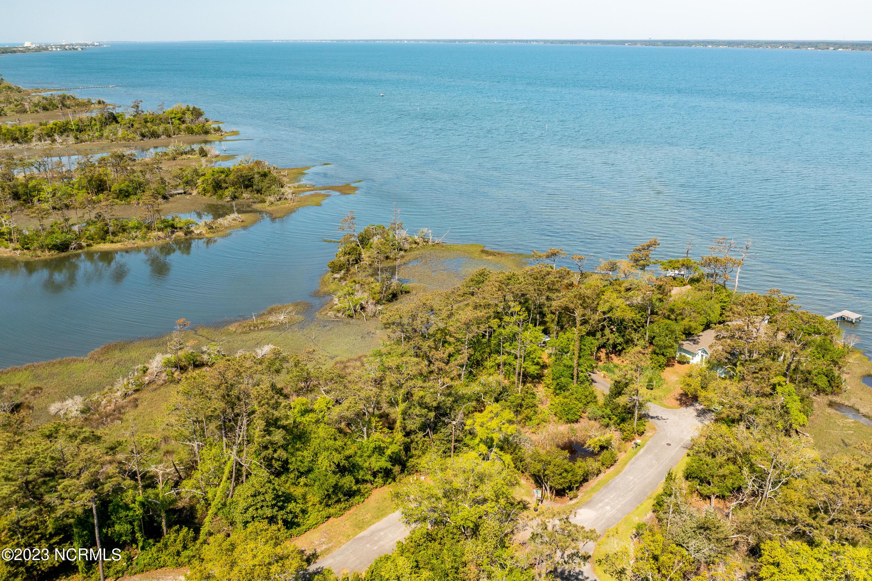 Image 2: McGinnis Point West Court