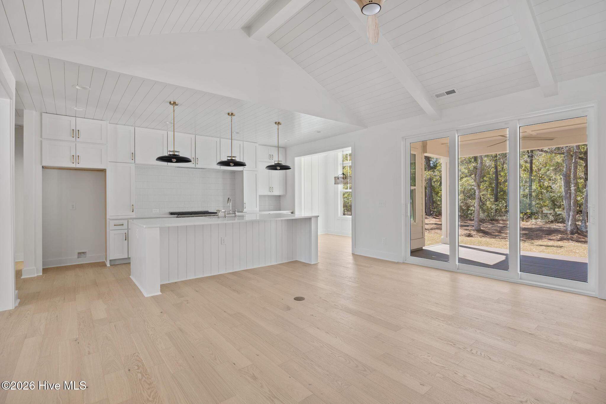 Image 3: 27-web-or-mls-IMG_8404