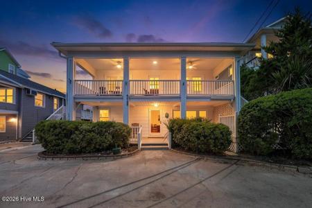 715 Carolina Beach Avenue N