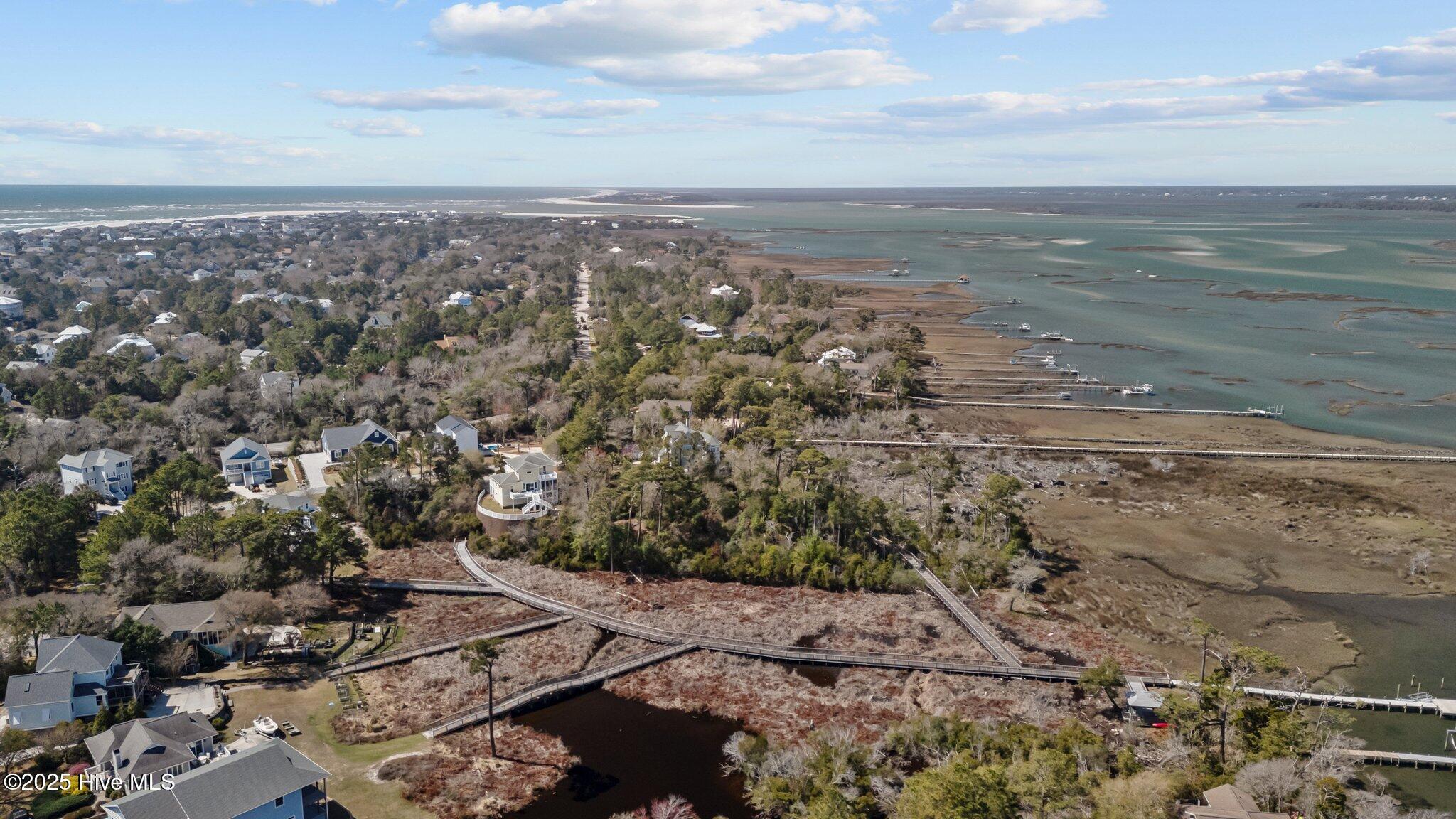 Image 2: 9814 CLARENDON DRIVE