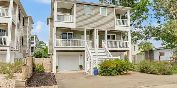 1506 Pinfish Lane