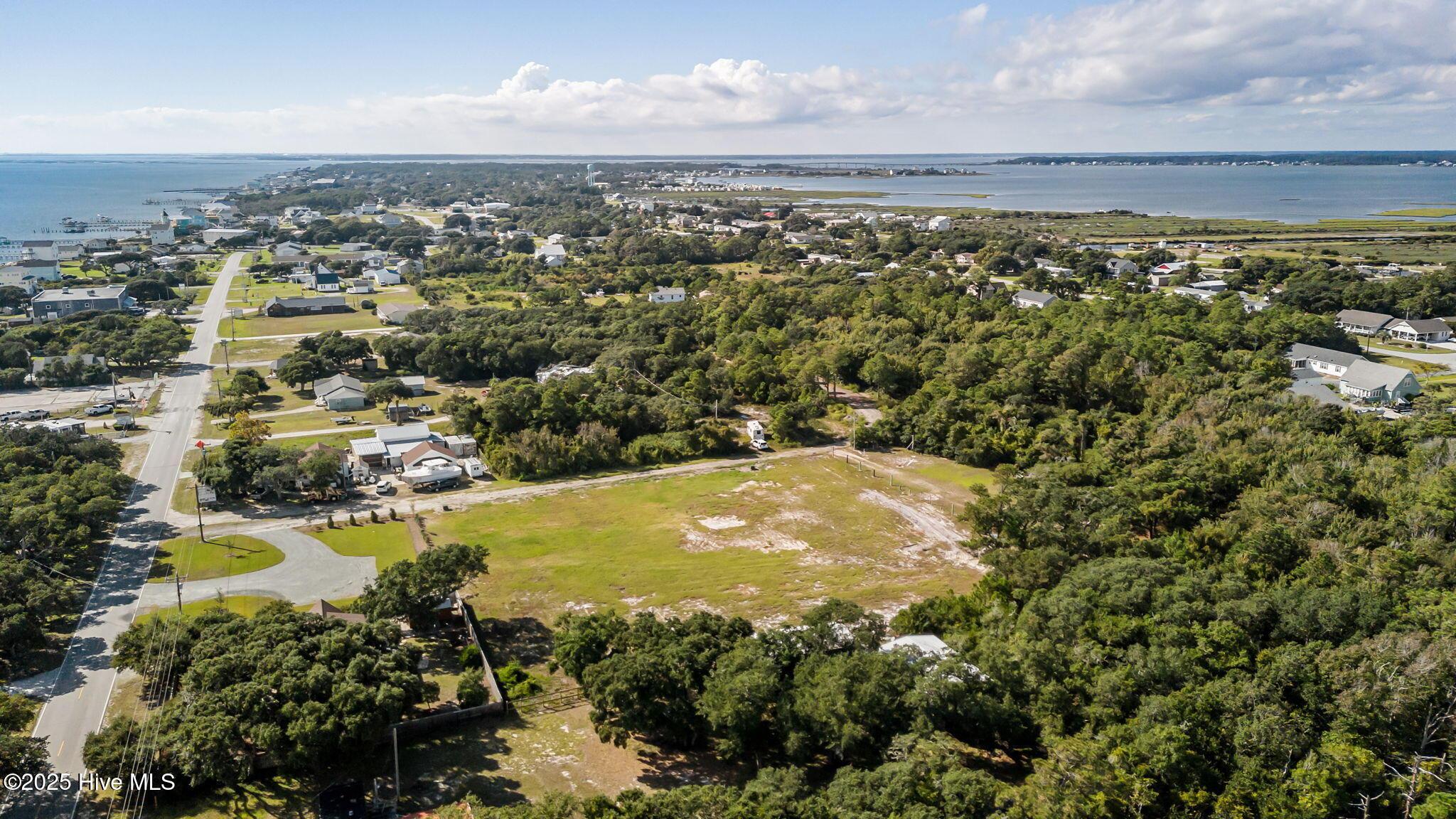 Image 3: No Power Lines - Underground electrical!