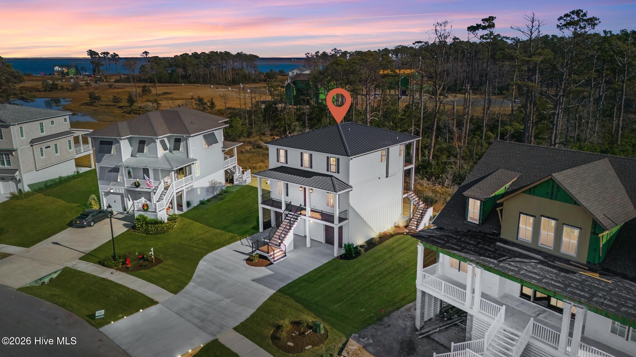 Image 2: New construction in Beau Coast