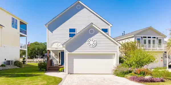 107 Bogue Pines Circle