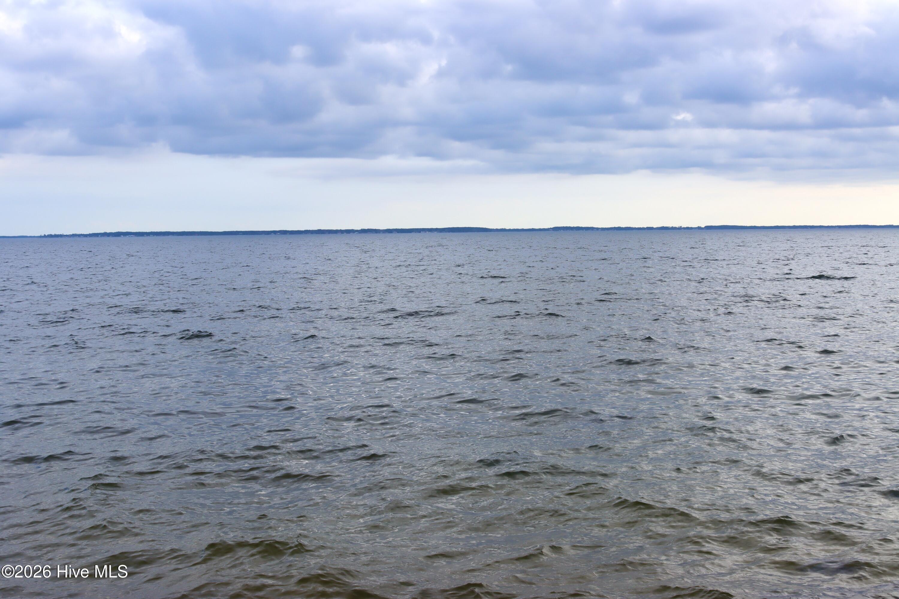 Image 1: Beautiful river front lot