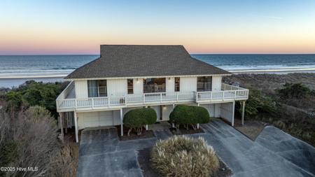 138 Beach Road S