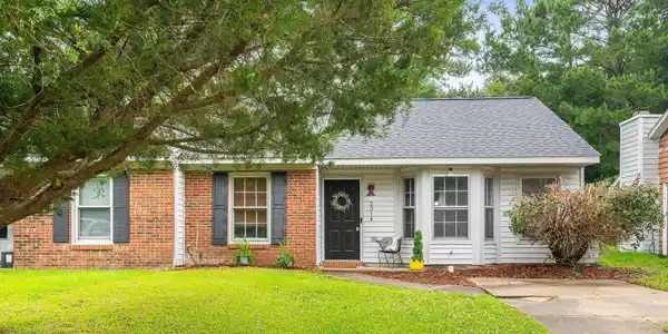 2314 Knollwood Lane