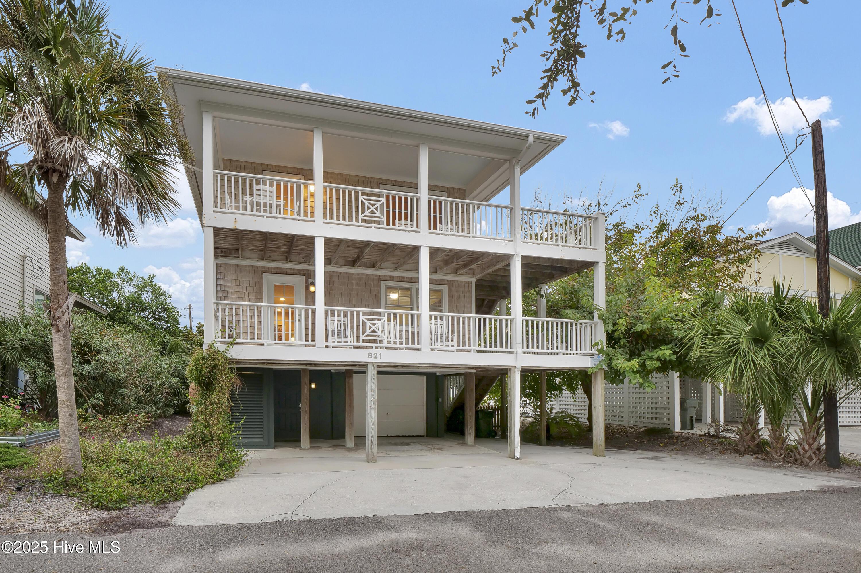 Image 2: 002_p2411481_216