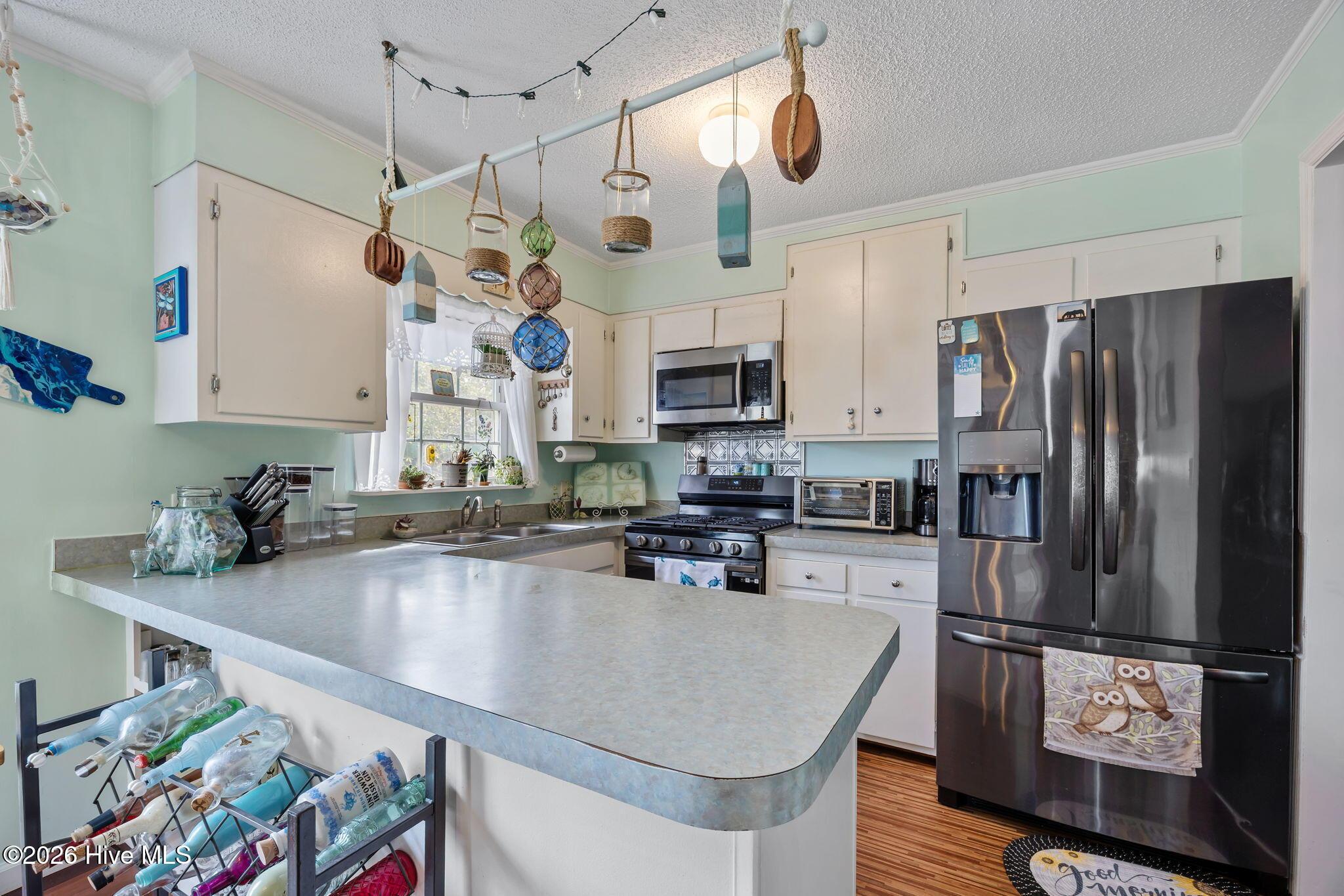 Image 4: 458 Bayview Dr