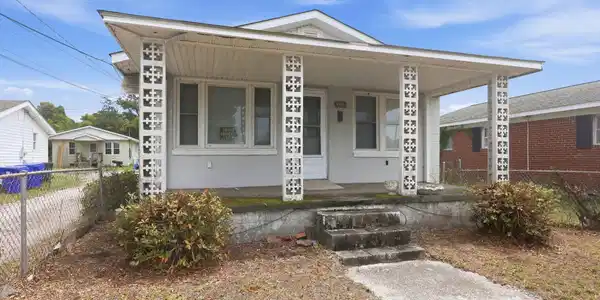 408 Pollock Street