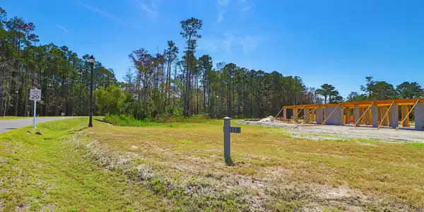 Image 3: 519 Freedom Park Rd