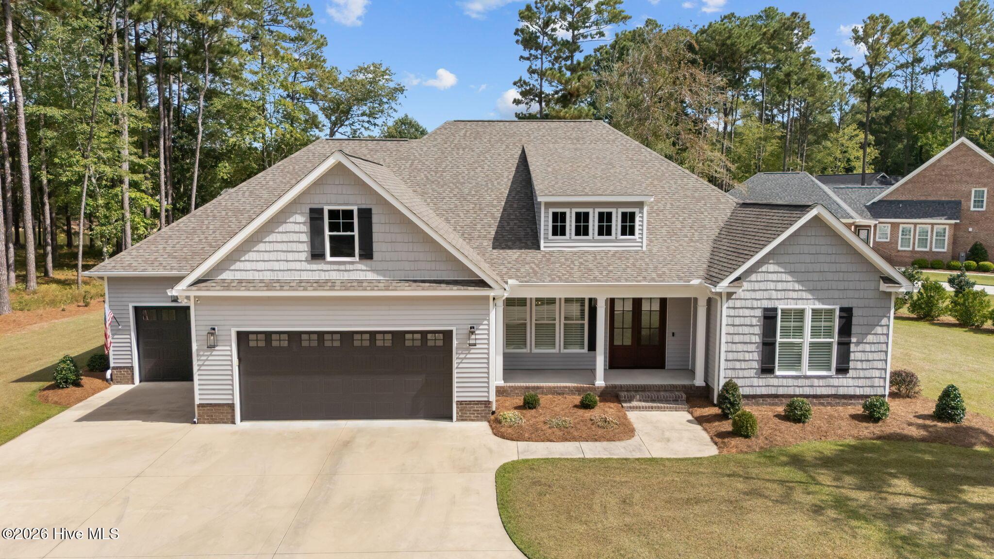 Image 4: 1-web-or-mls-DJI_20250924141427_0394_D