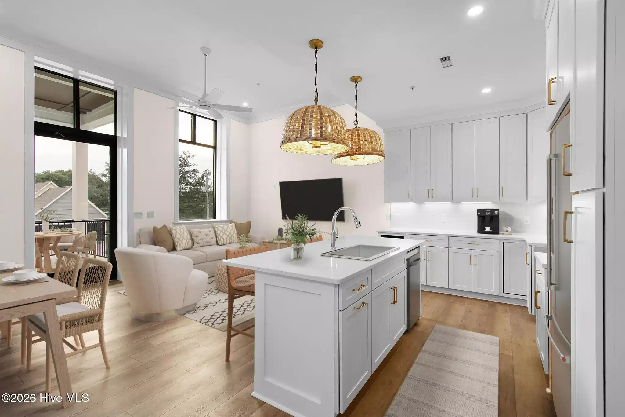 Image 1: Open Living, Kitchen & Dining