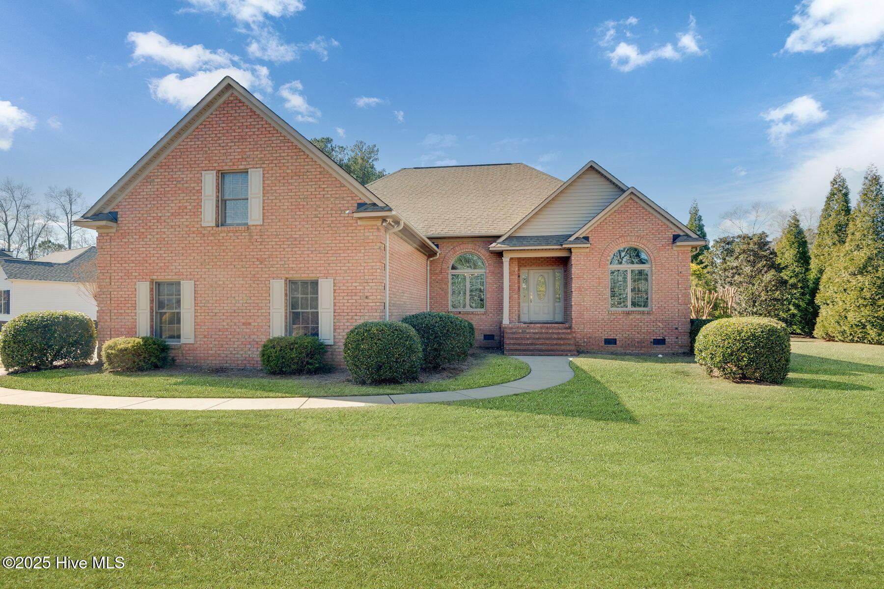 Image 4: 4-web-or-mls-100 York Court-00002