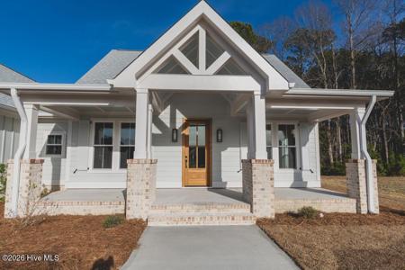 128 W Burton Farm Drive