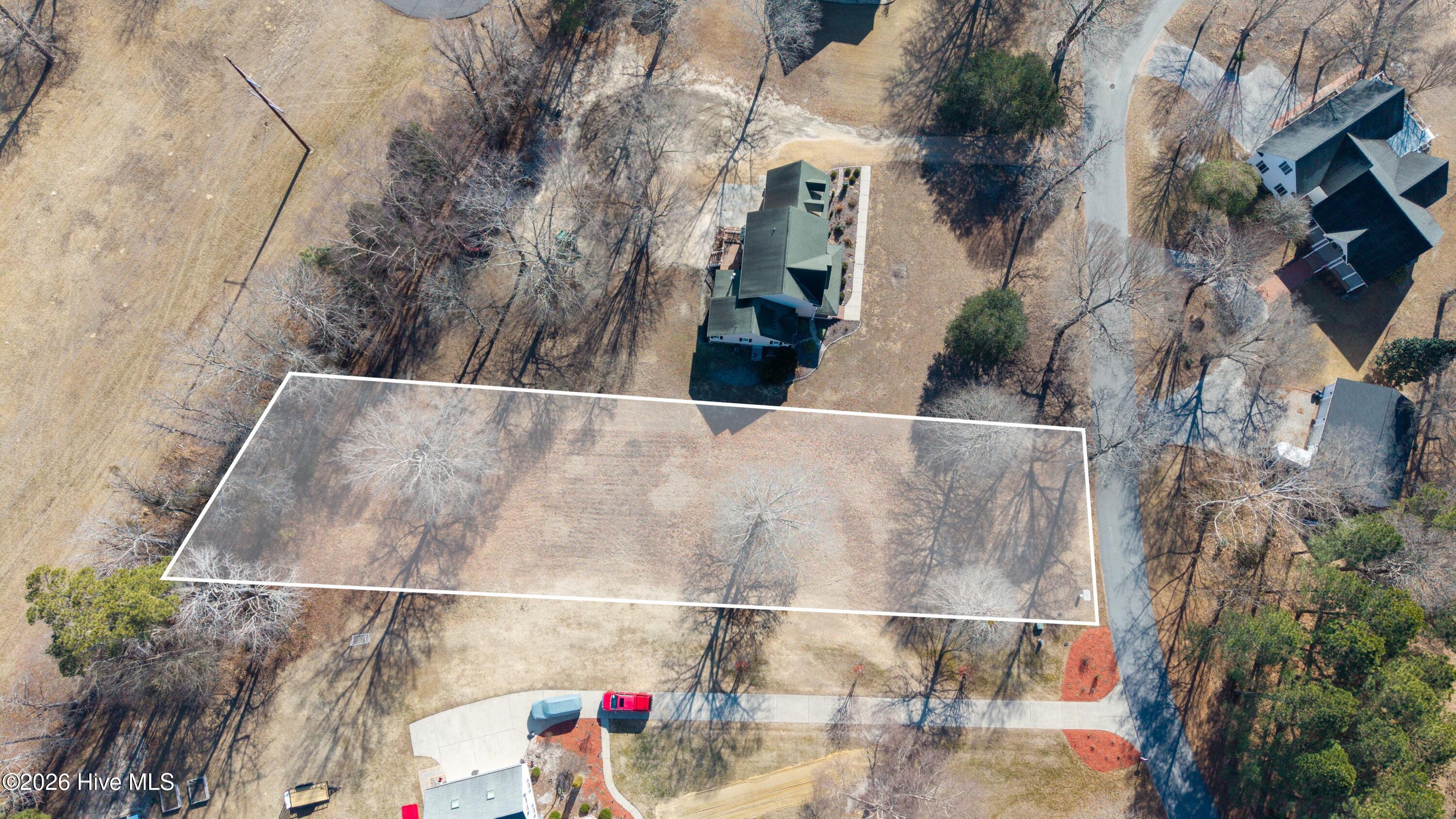 Image 4: 141 Lake Wood Drive-03-2