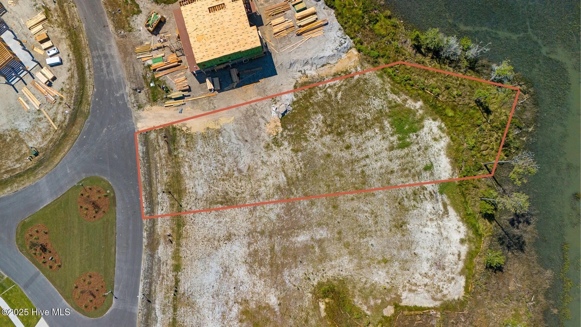 Image 2: 500 Swan Court
