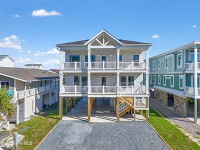 2916 E Beach Drive