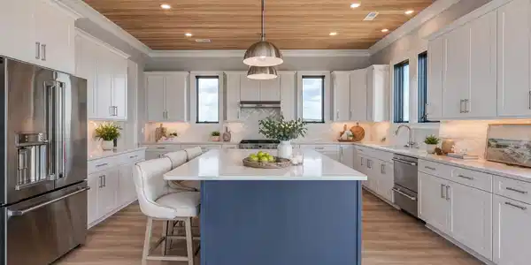 Image 3: kitchen