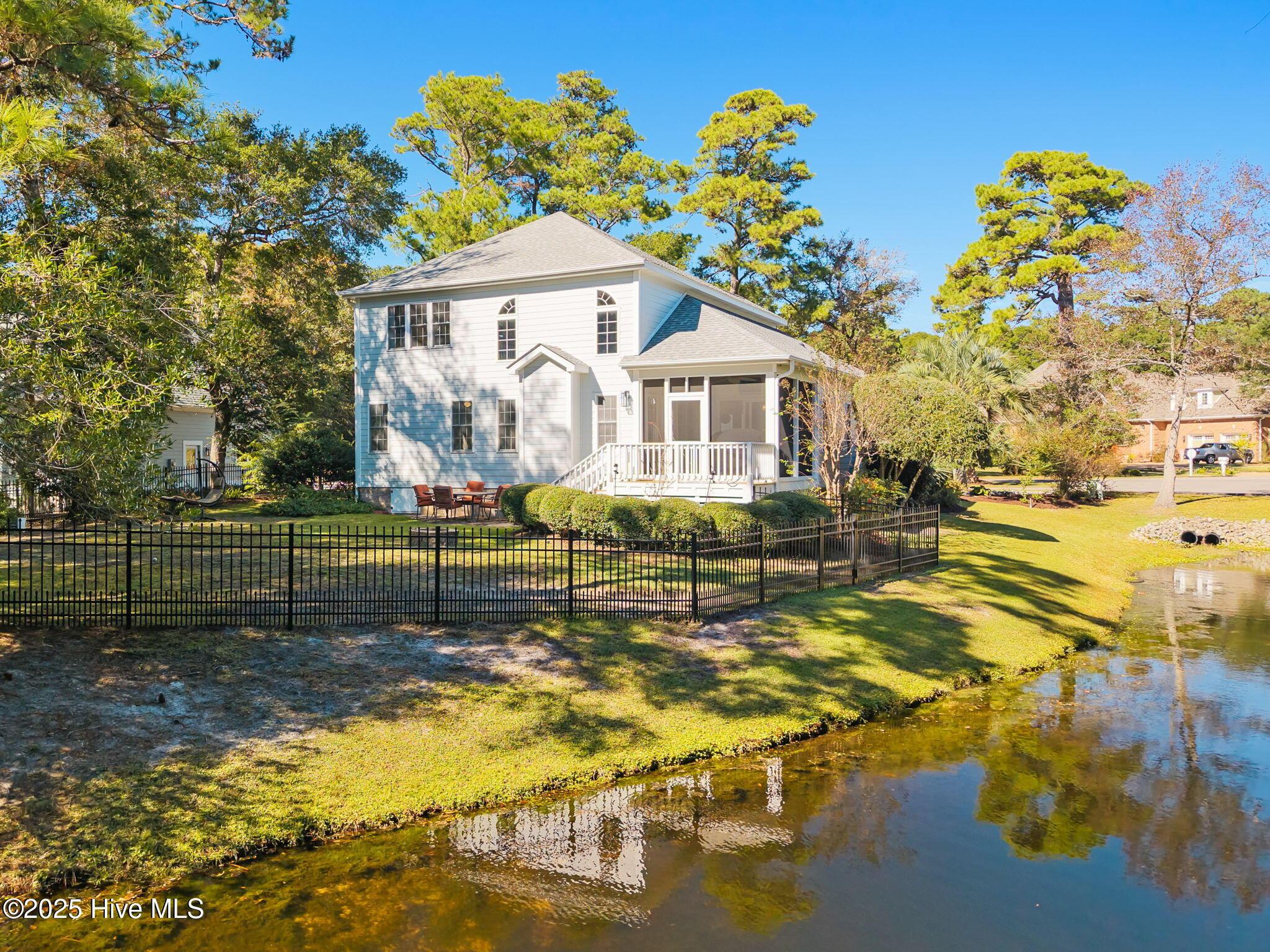 Image 4: 4-web-or-mls-CAMMediaLLC.com 127-24