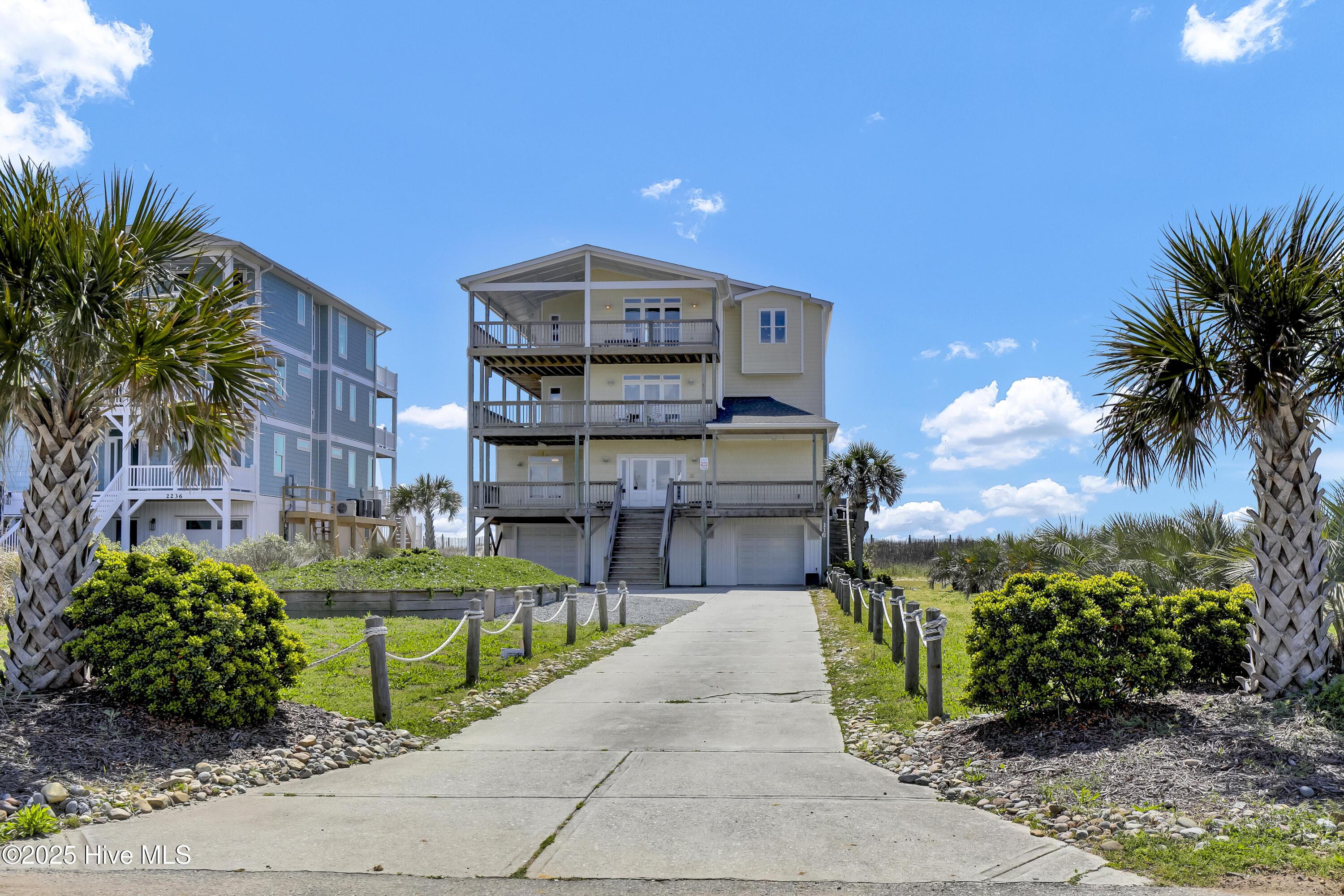 Image 2: 002_6g8a2520_520