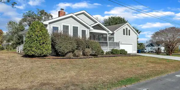 213 Mansfield Parkway