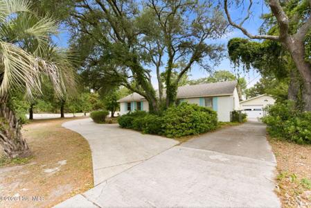 814 Cape Fear Boulevard