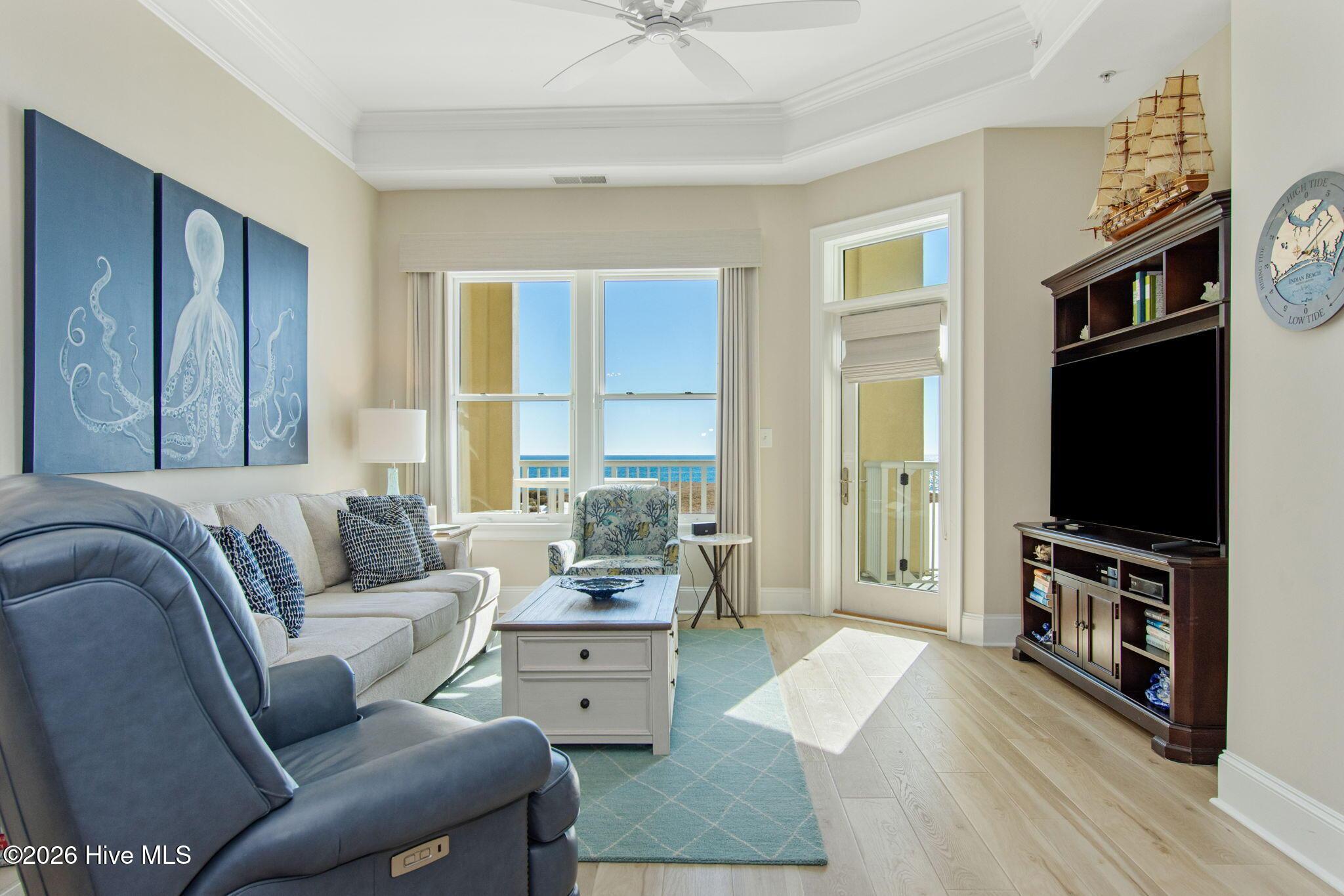 Image 2: Living Room
