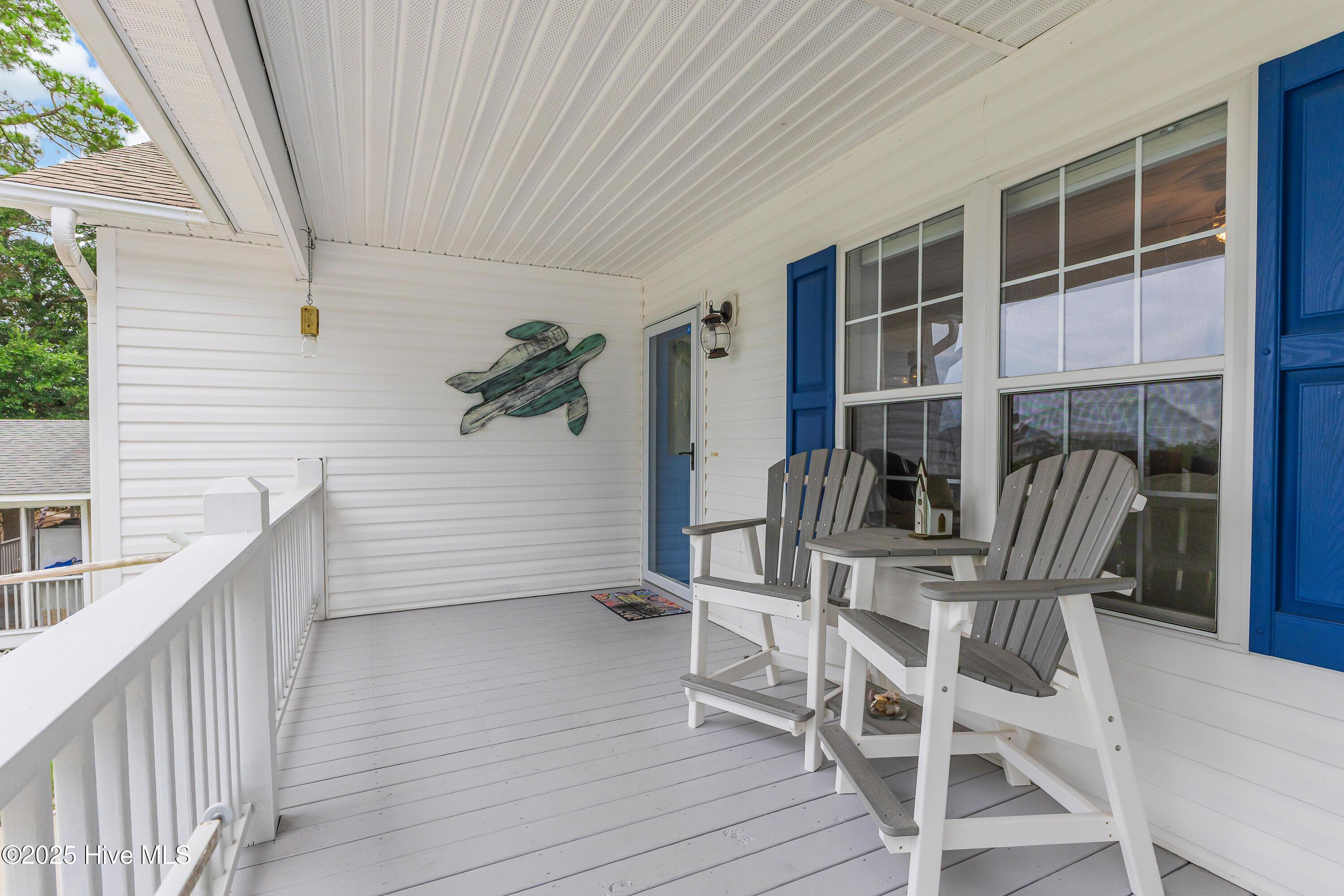 Image 4: Front Porch