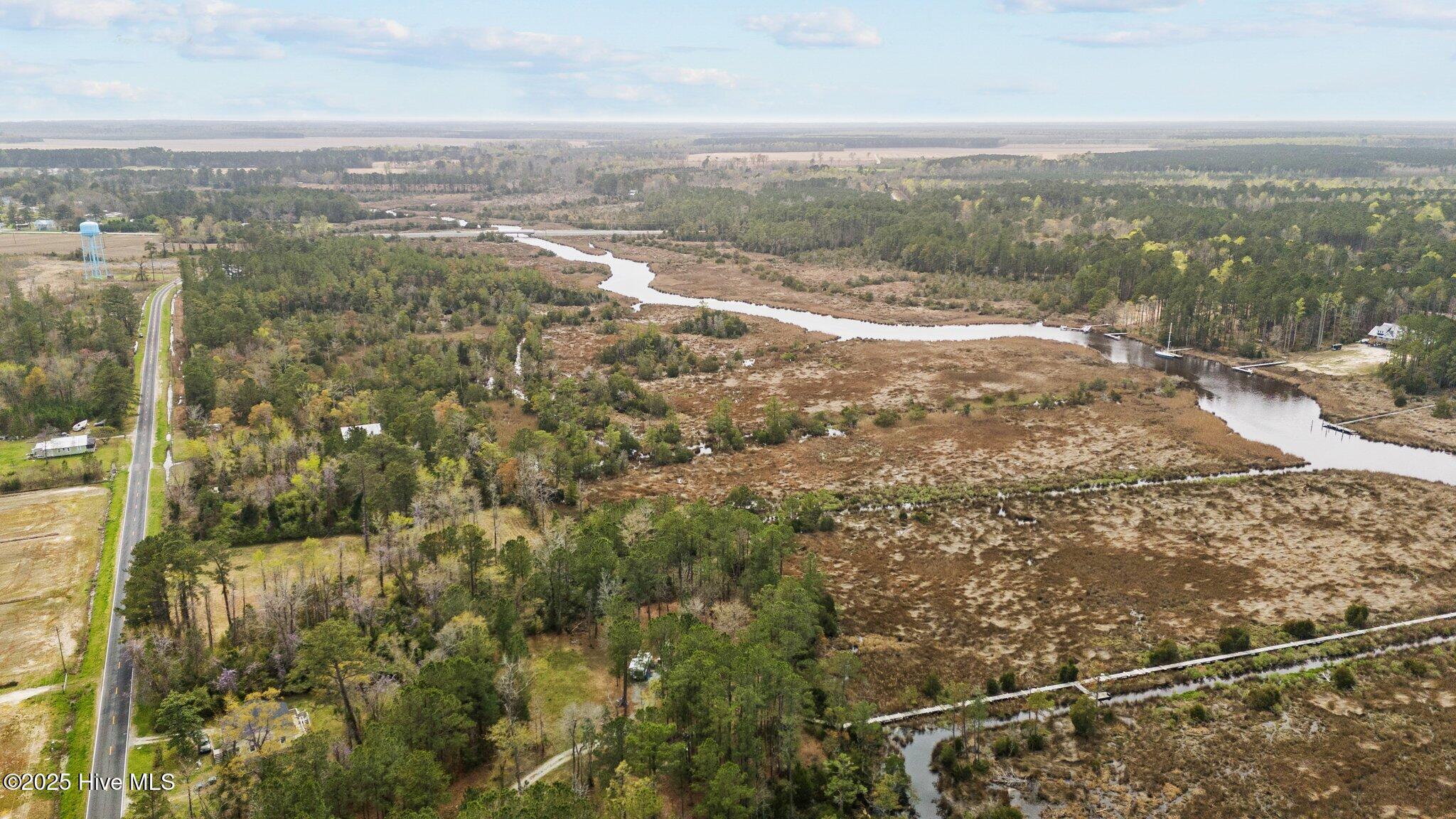 Image 4: 17-web-or-mls-DJI_20240326142601_0324_D