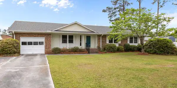 902 Hedrick Boulevard