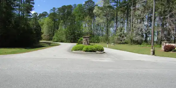 Image 3: Entrance into Winfield Estates