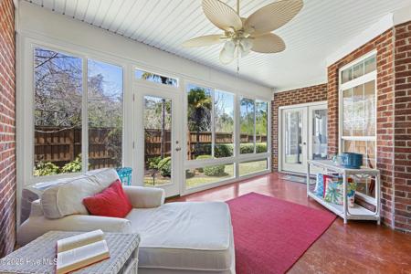 635 Airlie Road