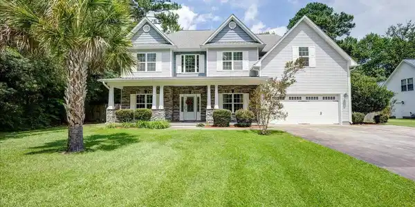 308 Lafitte Way