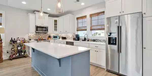 Image 3: 309RedLewisDrive-30