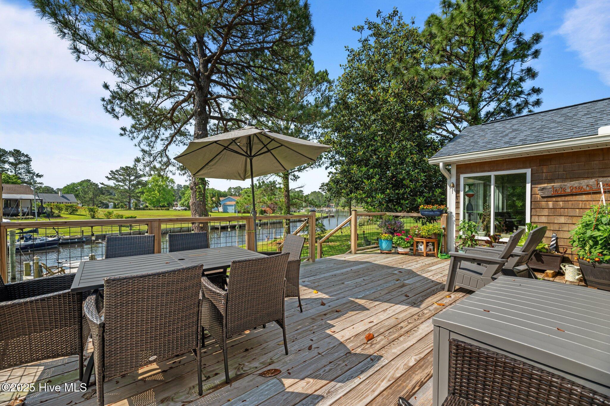 Image 3: 23-web-or-mls-DSC_8100