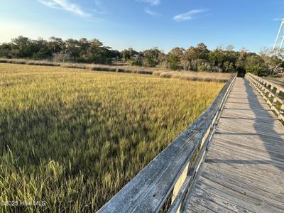 3207 E Oak Island Drive