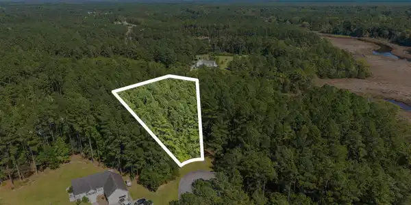 Image 2: 105 Sumter Ct. Aerial w/outline