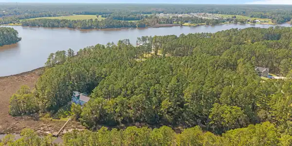 Image 4: 105 Sumter Ct. Aerial
