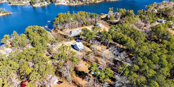 4002 Schooner Circle