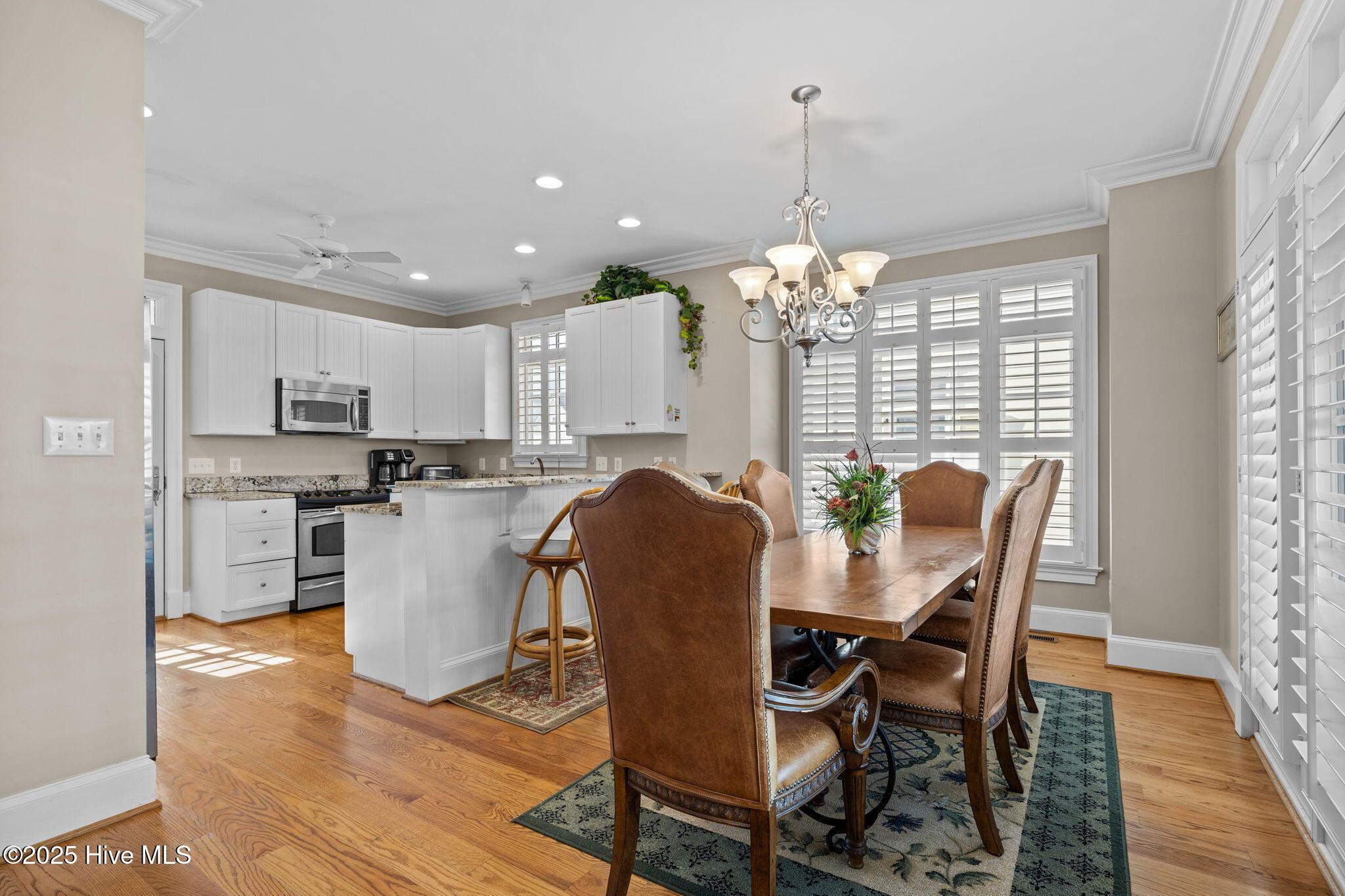 Image 2: 30-web-or-mls-1S3A7378